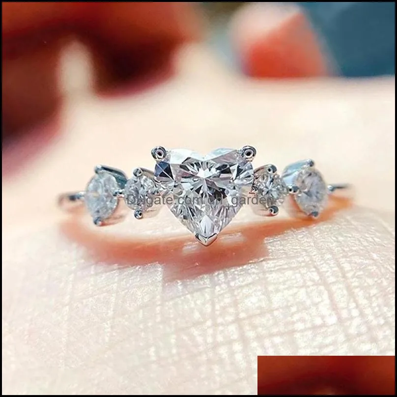 wedding rings aesthetic heart women accessories crystal cubic zirconia statement love ring ladys fashion jewelrywedding brit22