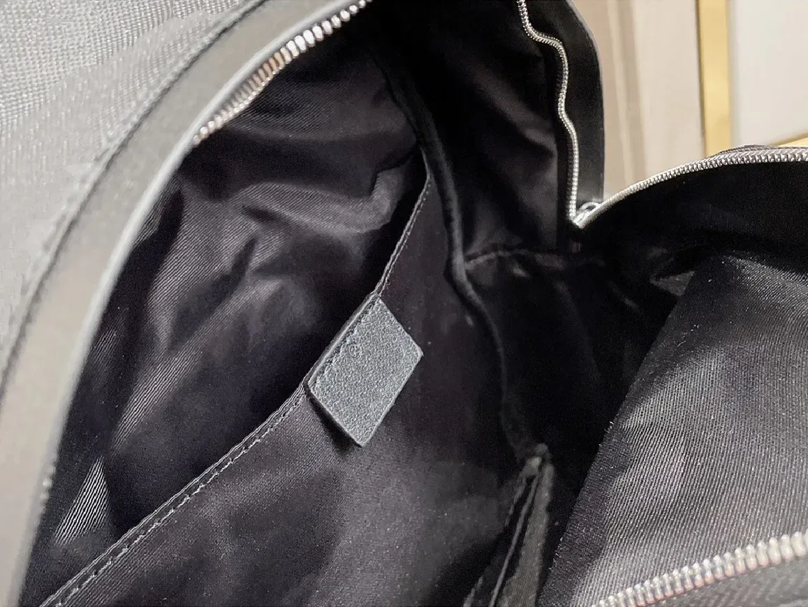 Men & Women Backpack Designer Letter High Quality Leisure Schoolbag Fashion Retro Solid Temperament Backpack Black Wf2103092