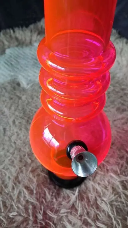Hot Wholesale Gas Mask Water Pipes - Sealed Acrylic Hookah Pipe - Bong - Filter Smoking Pipe DHL 
