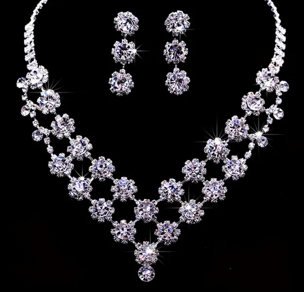 Accessori la sposa di cristallo di moda set di gioielli di spina con corona di orecchini da collana sposa sposa spedizione gratuita 2091