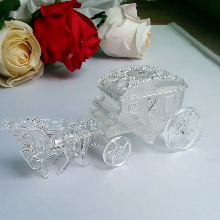  European Styles Romantic Wedding Candy Chocolate Boxes golden Carriage Candy Bags Wedding gift Holder Favor 