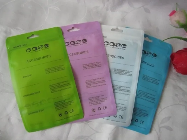 Pacchetto di imballaggio della borsa di plastica della cerniera colorata iPhone 12 11 XR XS Max 7 6 6S 4.7 