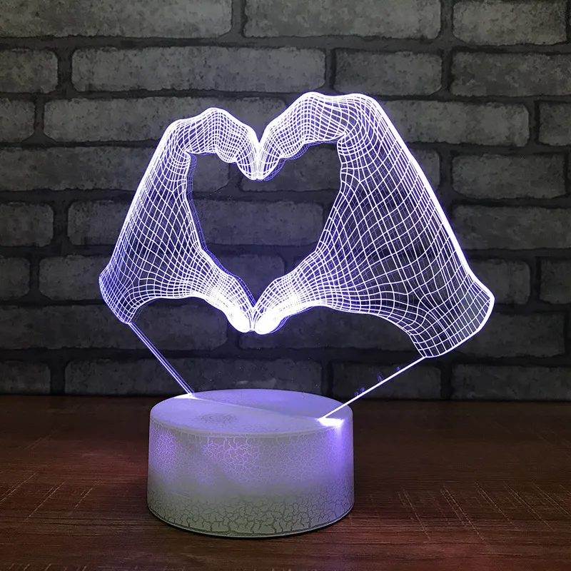 Cama acrílica led personalizada 3d luces pequeñas de la noche amor del corazón decoraciones a mano de mano para luces de habitación para bebés USB LED Kids Lamp243s
