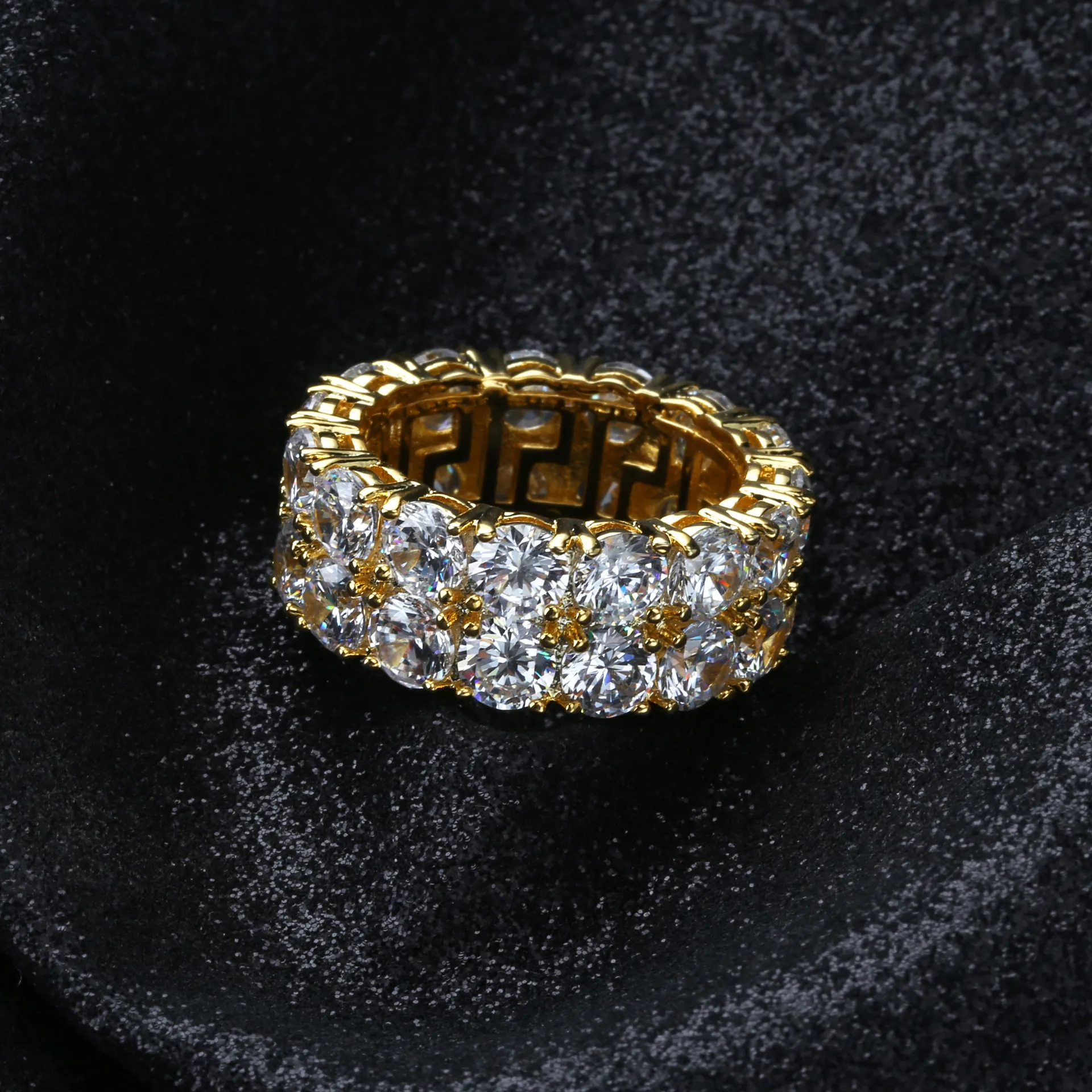 Hip Hop lodowany pierścień mikro preporał CZ Stone Tennis Pierścień mężczyzn Mężczyźni Charm Charm Luksusowa biżuteria Crystaliczna cyrkon Diamond Złota Srebrna Wed342t