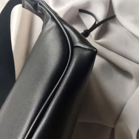 Leren heuptassen Klassieke zwarte kalfsleer topkwaliteit 3-delige kaartsleuven Unisex casual borsttassen 26 cm breed groot volume handige tassen269p