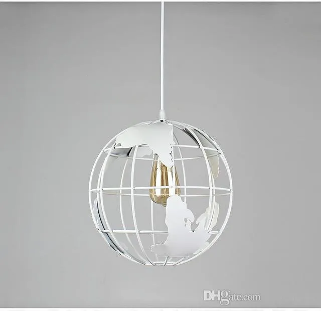 En stock lustres modernes Globe pendentif lumières noir blanc couleur lampes suspendues pour Bar Restaurant boule creuse plafond Fixtur279k