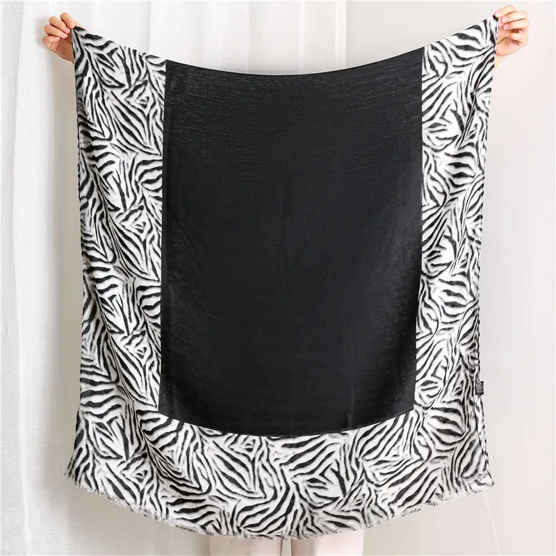 Temps de loisir Mianma Wind Feel Scarf Femme Jibai Take the Edge Frame Zebra Grain Lovers Long Fund Chaul