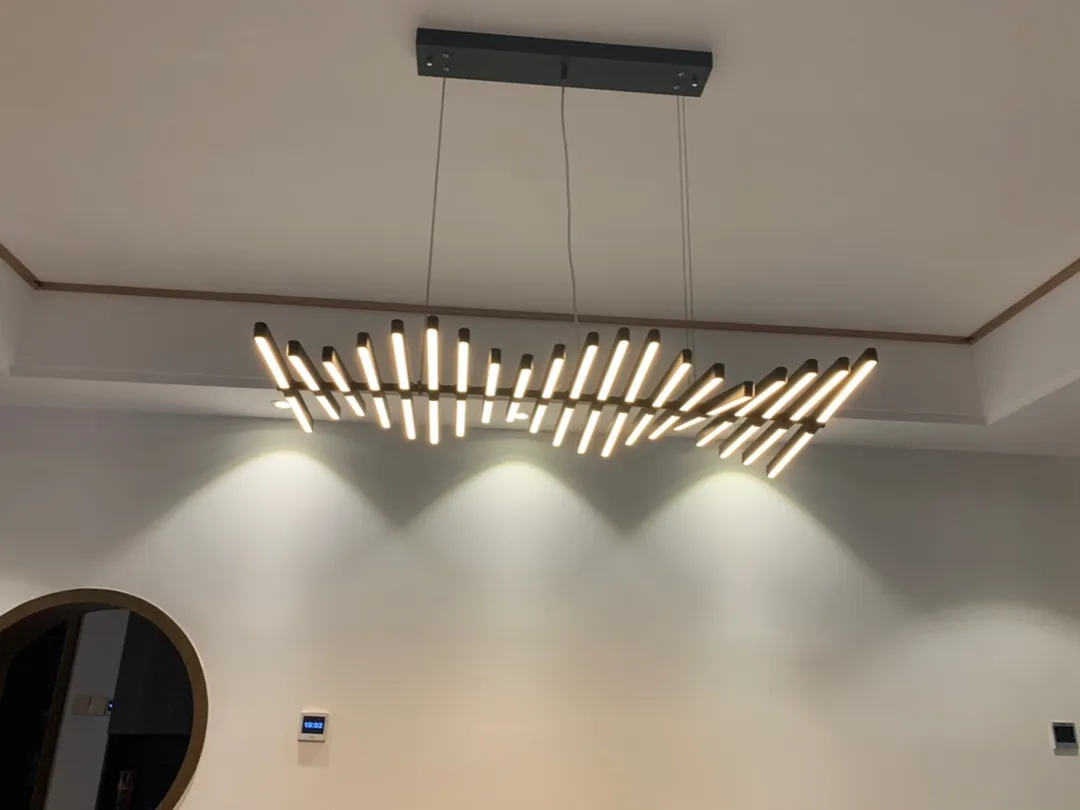 حديثة LED الثريا الإضاءة Nordic Loft Black White Lighting Lights Room Home Deco Pendant Lamp Restaurant Bar Tiptures1882