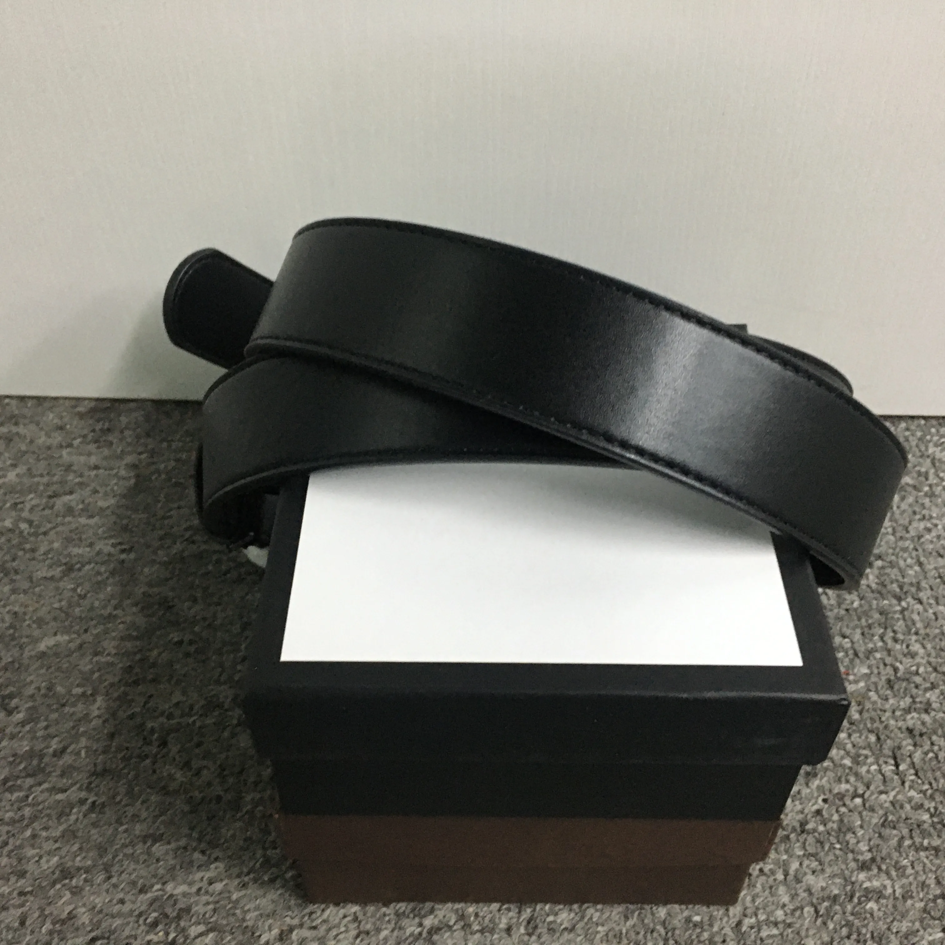 Ceintures pour hommes ceintures pour femmes ceinture pour hommes mode en cuir véritable grande boîte à boucle DF2934