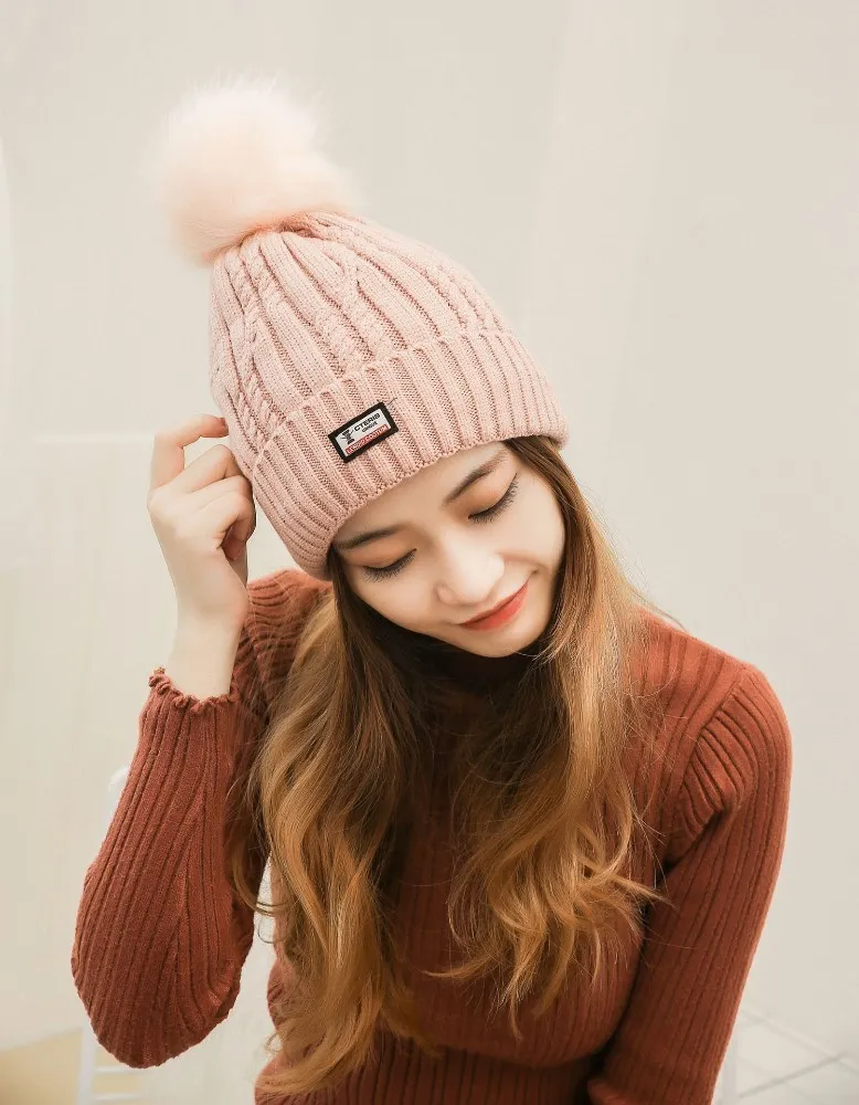 Women Winter Hat Dickf Fashion Winter Hat Women Cotton Female Winter Coll Color Hat و Accf C18120301