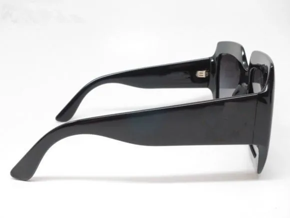 Occhiali da sole da donna di design di lusso 2019 0083 cornice quadrata semplice stile di colore solido occhiali di vendita di alta qualità protezione UV400259d