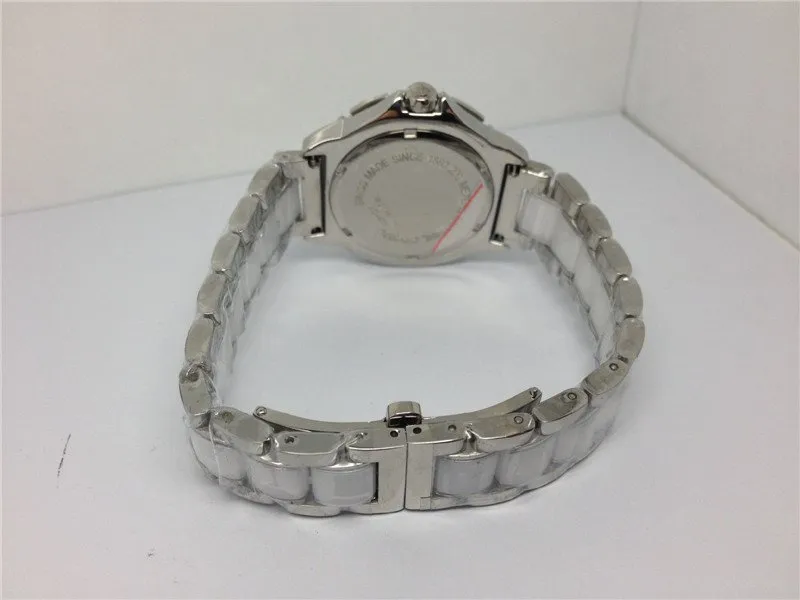 Najwyższej jakości mężczyzna Kobieta Model 38 mm klasyczne zegarki kwarcowe zegarek ceramiczny i stalowy bransoletka T010286G