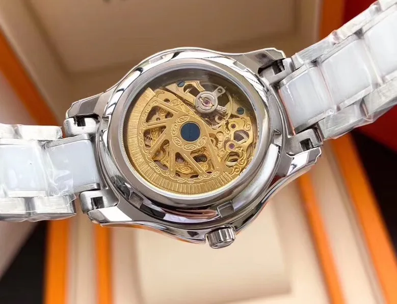 Nouvelle montre mécanique pour femme mouvement mécanique automatique verre saphir miroir bracelet en cuir de veau bracelet en céramique diamètre 32mm253U