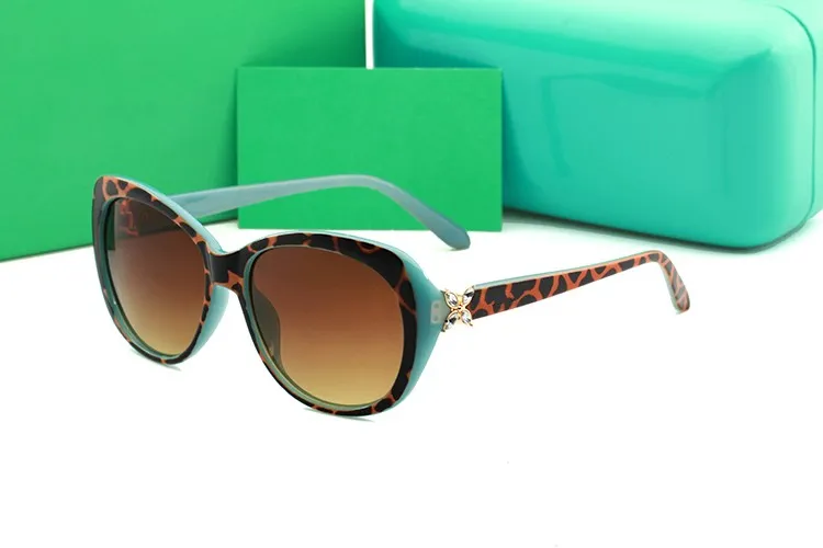Luxo- Lady Classic Sunglasses TC 4048 com cartão de caixa TF e design de designer de caixa UV400 Designer de lentes de radiação Design P306G
