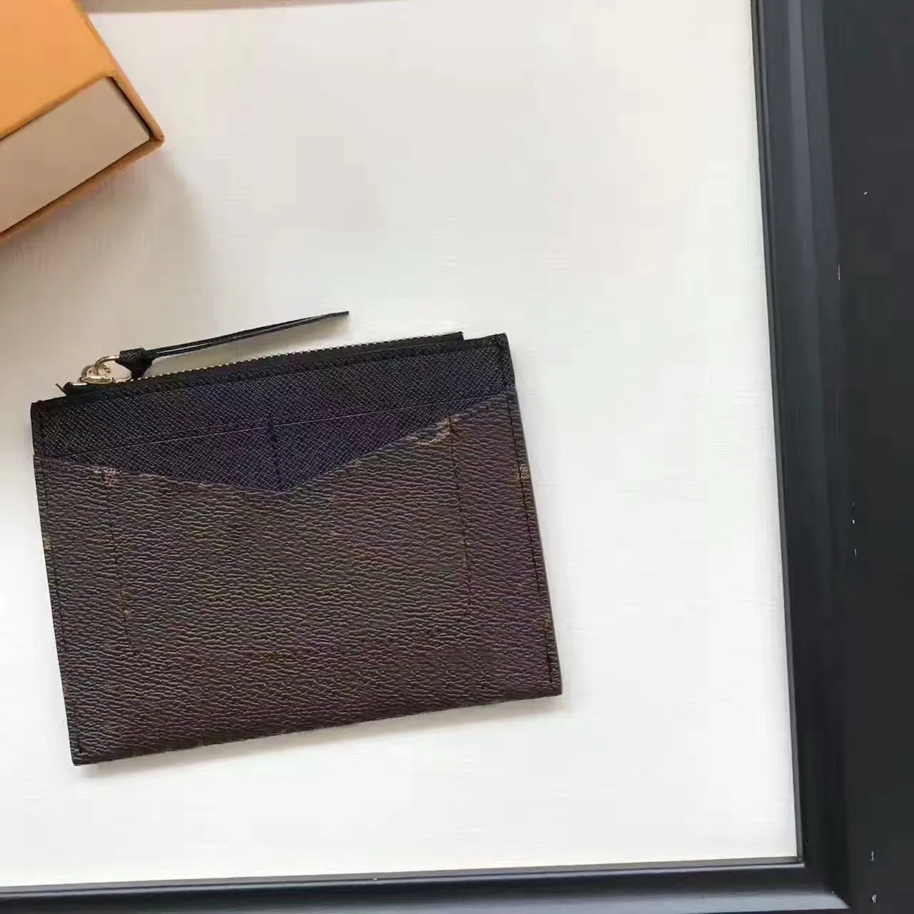 Berühmte neue Stilkartenhalter Frauen Brieftaschenhalter Reißverschluss Brieftasche CX#60 Leder -Bibles -Kreditkartenhalter Brieftaschen M62257257e
