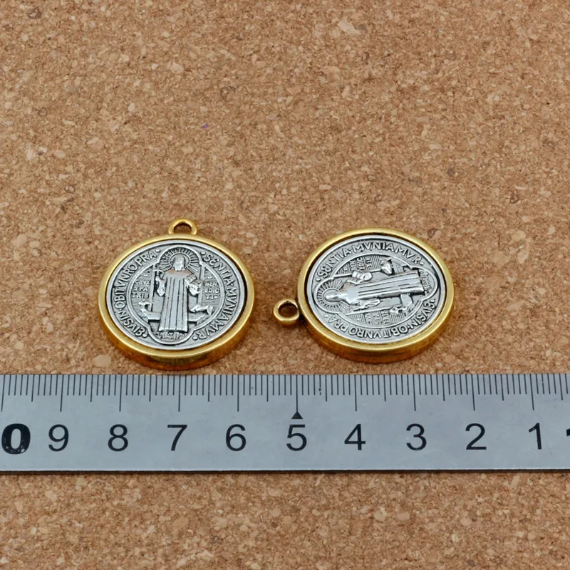 15 Uds. Colgantes de medalla de San Benito con cruz de dos tonos para hacer joyas, pulsera, collar, accesorios DIY 32 3x27 9mm A-557310v