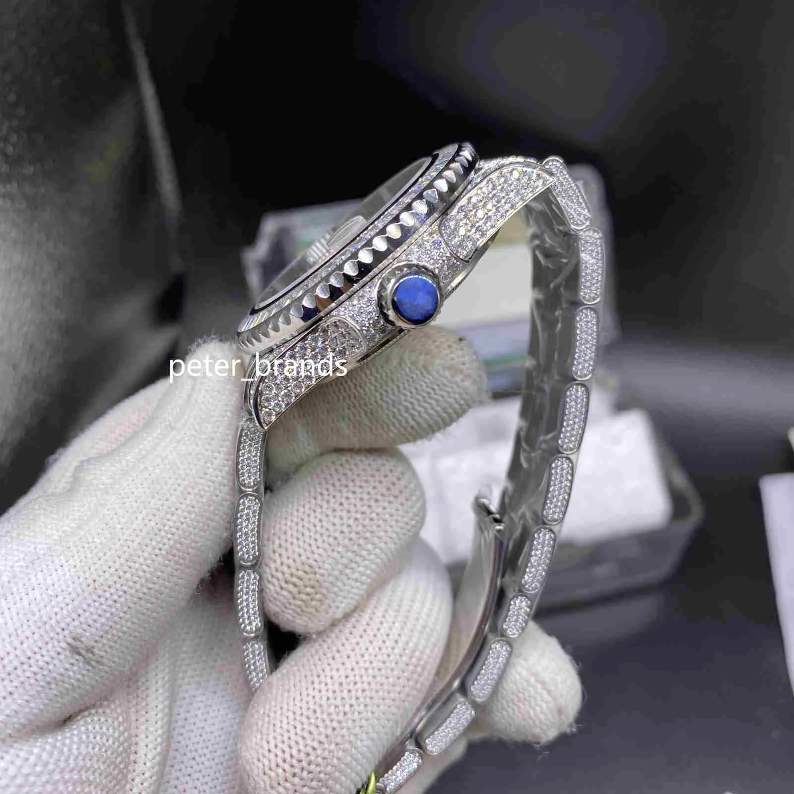 Mäns ETA2836 -klockor av högsta kvalitet Iced Diamond Watch 40mm Silver 904 Rostfritt stål Fall Side Of Diamond Face Watch Auto253T