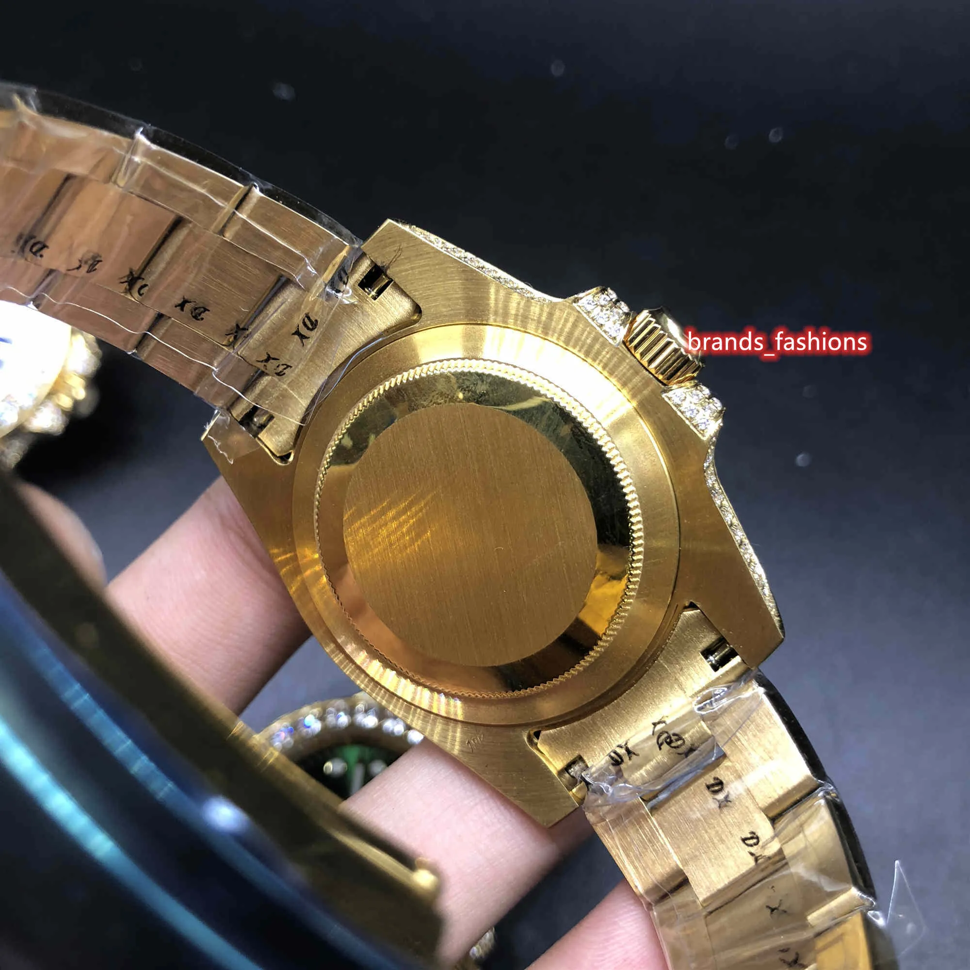 メンズアイスダイヤモンドウォッチの新しいアップグレードバージョンゴールドステンレススチールケースストラップウォッチ自動機械腕時計1666l