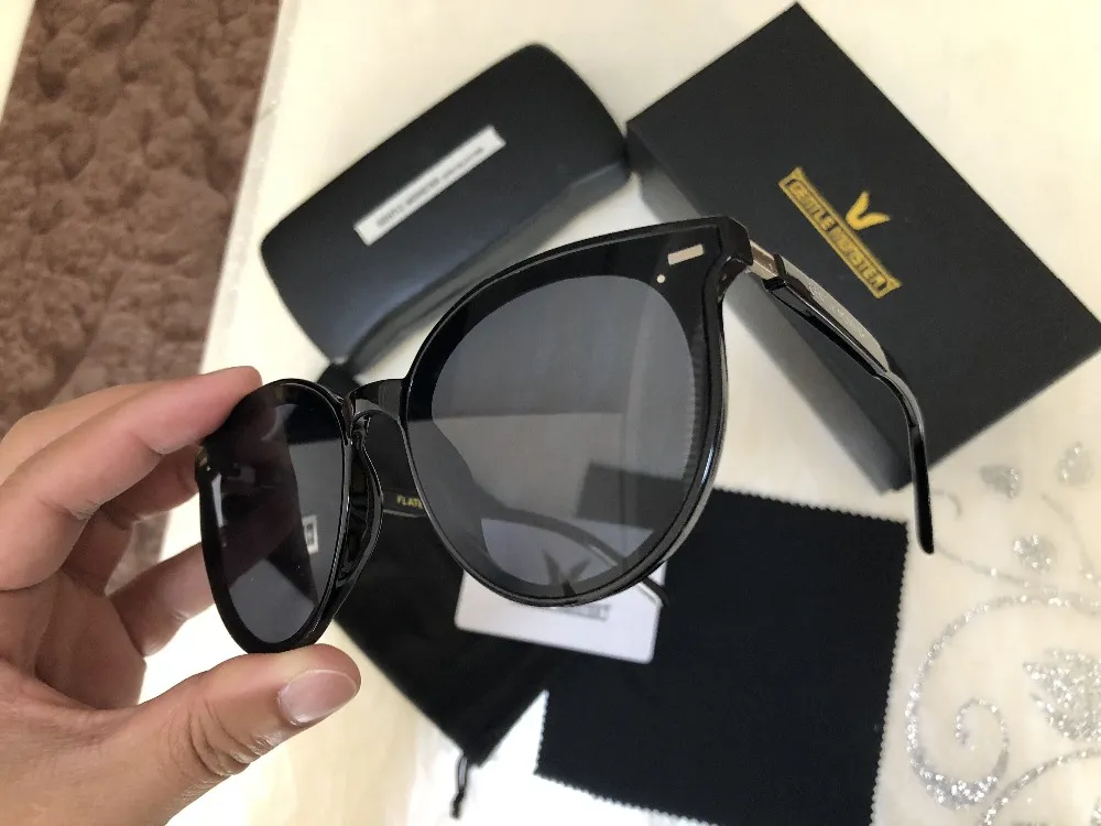 Sunglasses Korean Women East Moon Fashion Lady Elegant Cat Eye Sunglass Woman Retro Original Pack196P