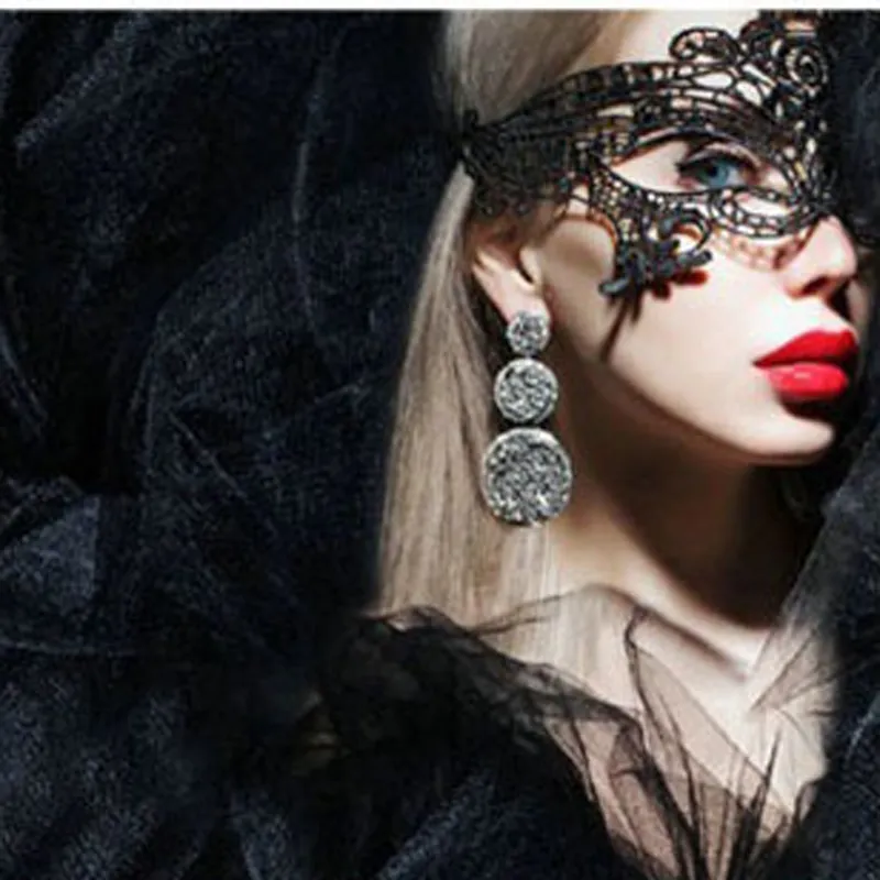Masque pour les yeux découpé en dentelle d'Halloween sexy noir dans le monde entier pour le costume de masque fantaisie de fête de mascarade pour la fête d'Halloween9094667