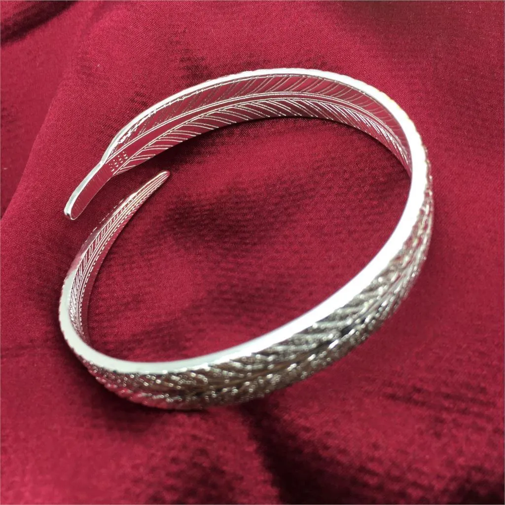 OMHXZJ Whole Personality Bangles Fashion OL Woman Girl Party Gift Silver Open Leaf 925 Sterling Silver Cuff Bangle Bracelet BR4072004