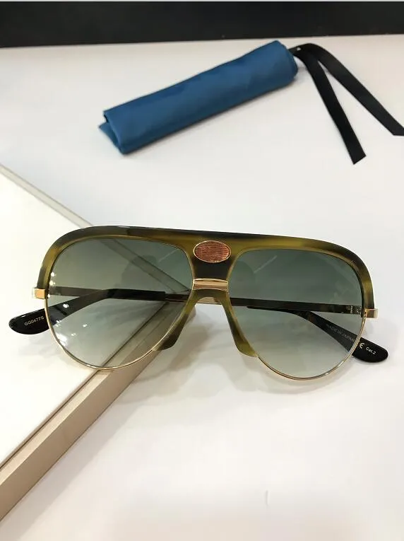 Hochwertige 0477 Herren-Sonnenbrille für Damen und Herren, modischer Stil, schützt die Augen, UV400-Linse mit Gehäuse 301O