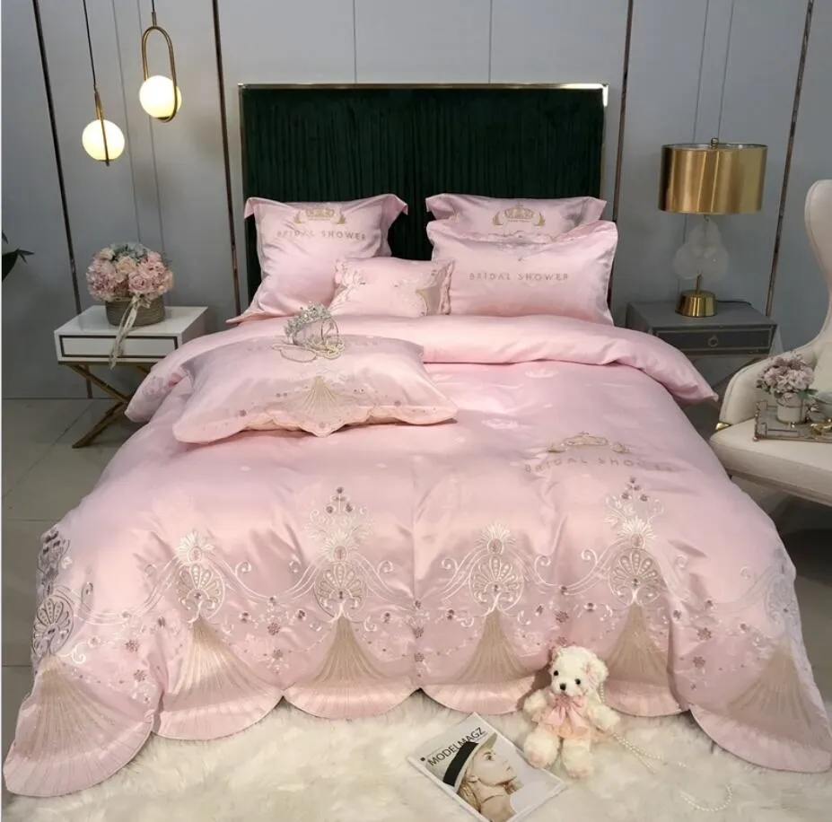 Luxury Europen Jacquard Bedding set White Embroidery Bed cover Silky Satin Cotton Princess Quilt Duvet Cover Bedsheet pillowc226J