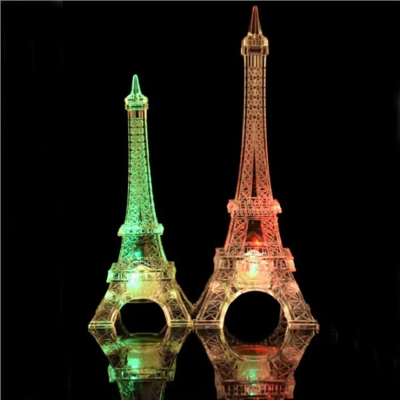 SXI Tour Eiffel Décor Lumière Colorée LED Veilleuse Style Paris Lampe de Bureau pour Chambre Cadeau D'anniversaire Romantique pour Enfants Gâteau De Fête 262C