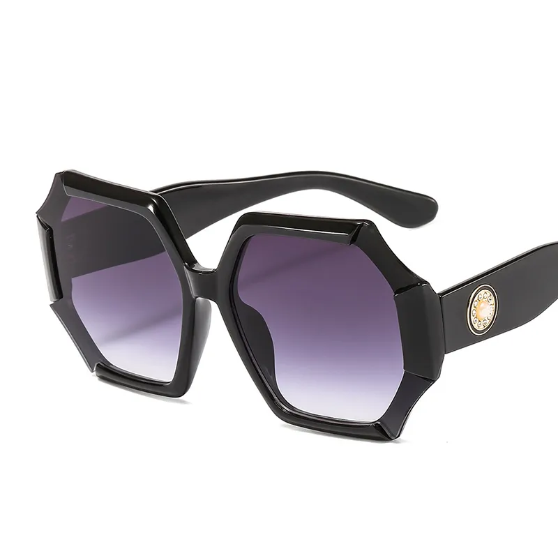 Pearl Sunglasses Retro Kobiety Trendy duży wielokątowy dhineston plastikowy rama słoneczna Słońce Kobieta UV400 tanie 2556