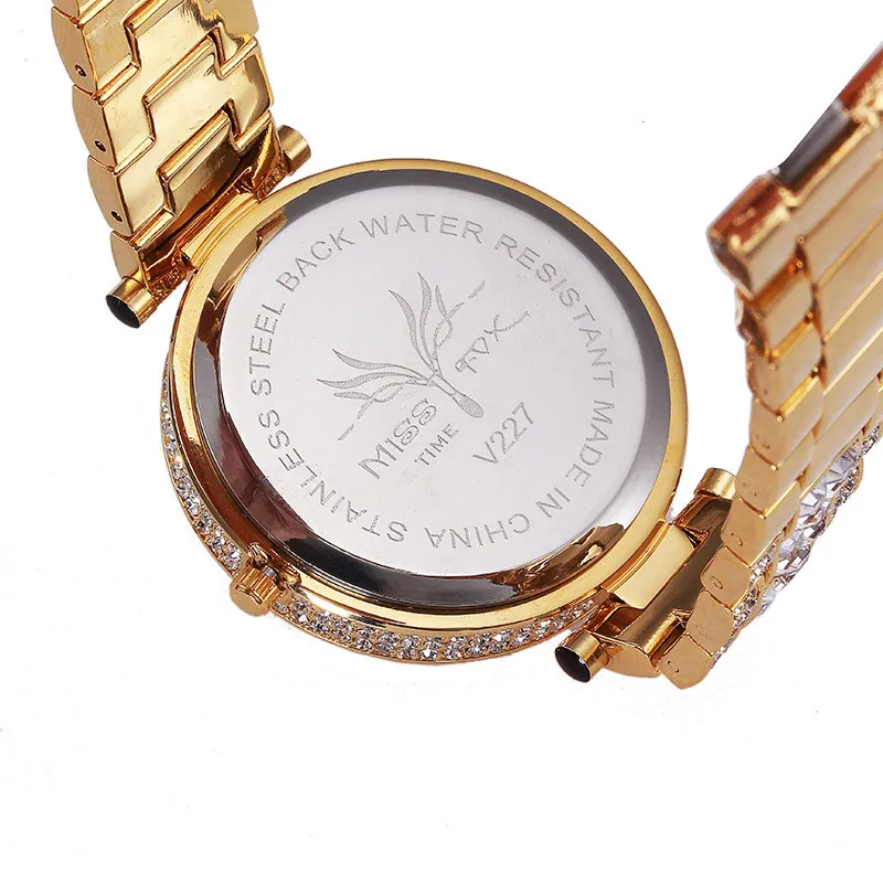 مصمم فاخر مجوهرات المرأة الماس Leopard Watch Watch Gold Bracelet Wrictwatches Luxury Watch Watch Nice Casual New Clock310L