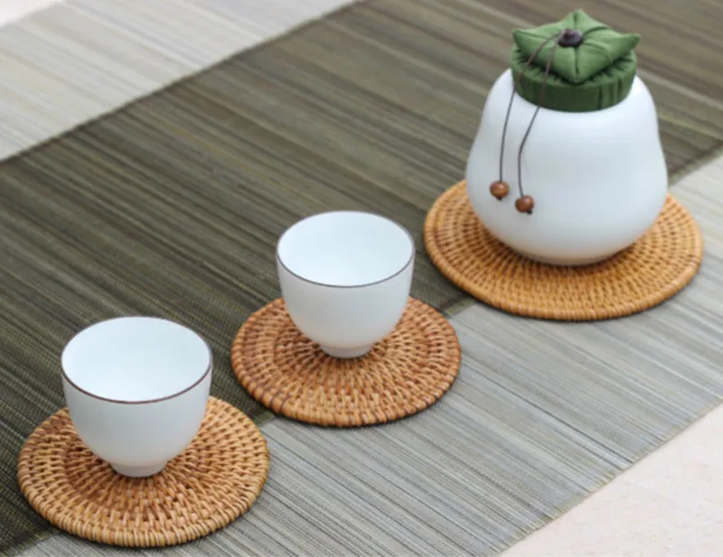 Straw Woven Dining Table Mats 8-16CM Round Rattan Placemat Holder Cup Coasters Natural Corn Heat Insulation Kitchen Accessories 3303