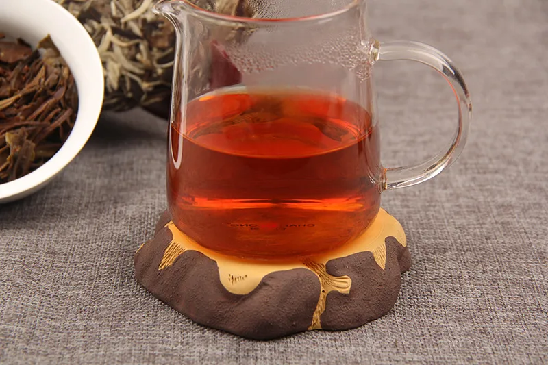Wholesale Yunnan Pu'er Tea Moonlight White Cake Pure Handmade Trees 357g Raw Tea good