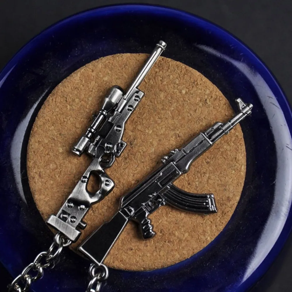 Mini pistolet modèle voiture petit pendentif Pack porte-clés créatif personnalisé pendentif en métal porte-clés sac à main breloque Pendant283V