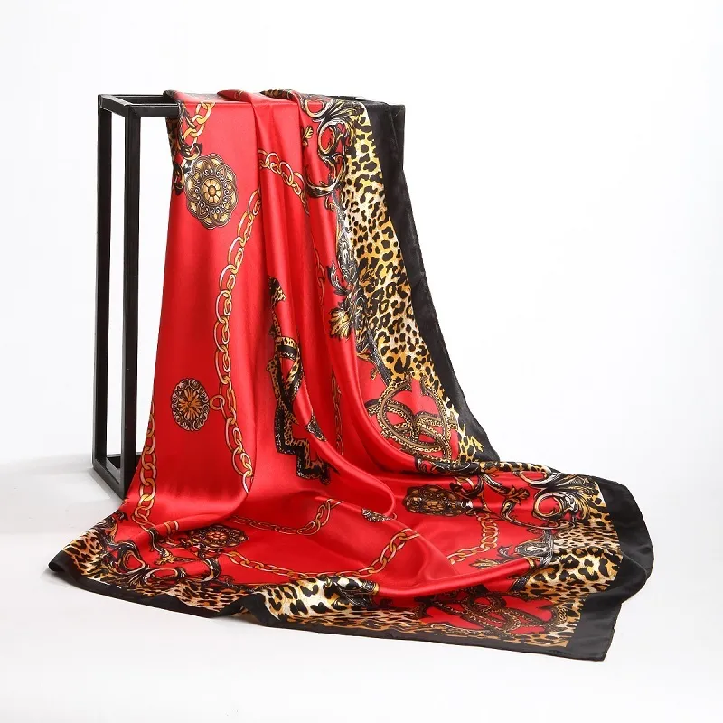 Sciarpa Hijab in raso di seta di lusso le donne Scialli quadrati Sciarpe con testa di stampa leopardata Sciarpe al collo femminili 9090cm le signore T22653071