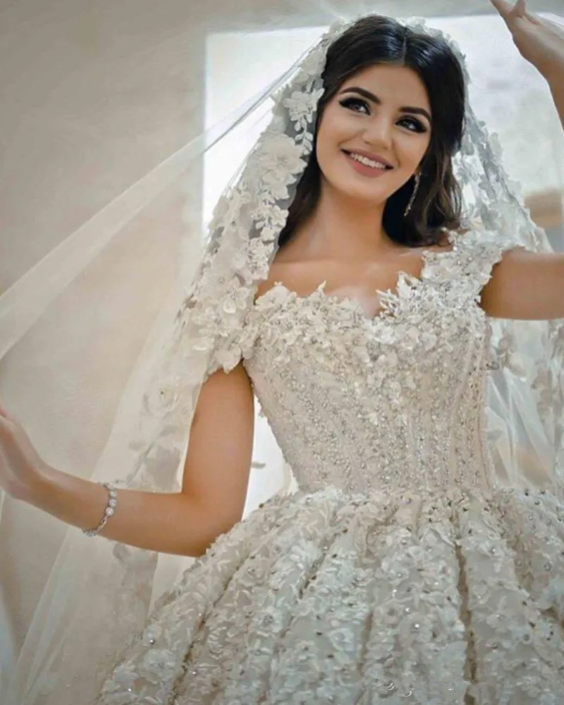 2022 Luxury 3D Lace Flowers Off Shoulder Ball Gown Wedding Dresses Vintage Princess Saudi Arabic Dubai Plus Size Bridal Gown BC10174 w59