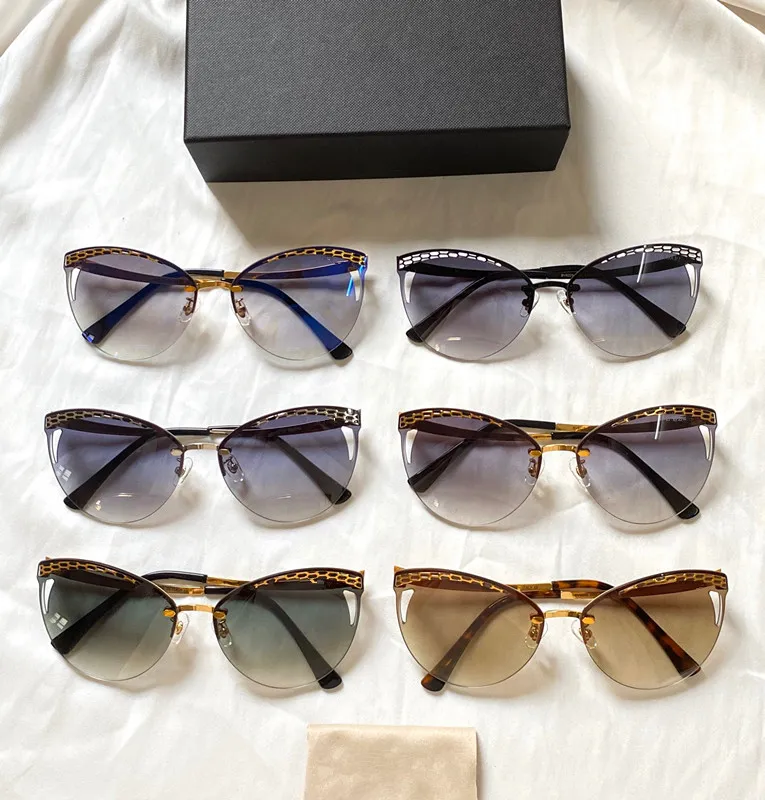 8225 occhiali da sole Design Donne Popoli affascinanti occhiali da donna gatti da donna di alta qualità occhiali da sole di protezione UV con pacchetto297Z