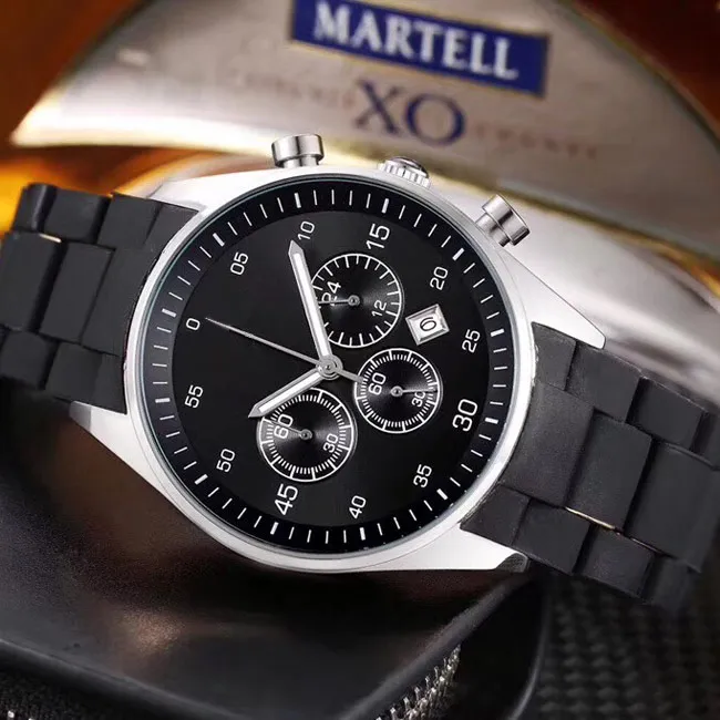 Wszystkie małe tarczy działają luksusowe zegarki męskie Top Designer Stopwatch Kwarcowe zegarek dla mężczyzn Prezent Walentynki Presen246L