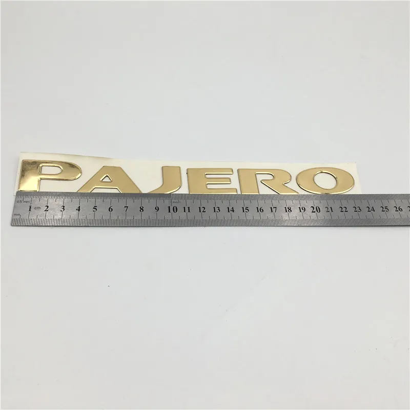 Nuovo Mitsubishi Pajero V31 V32 V33 LETTERE BASCOLO LETTA BACCOLO EMBLITURE BADGE LOGO NAMEPLATE8713686