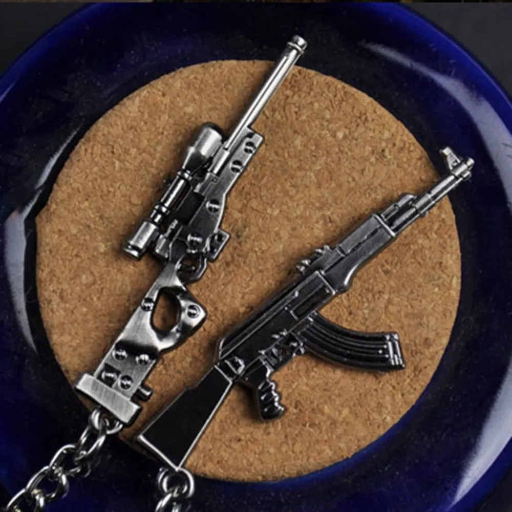 Mini pistolet modèle voiture petit pendentif Pack porte-clés créatif personnalisé pendentif en métal porte-clés sac à main breloque Pendant283V