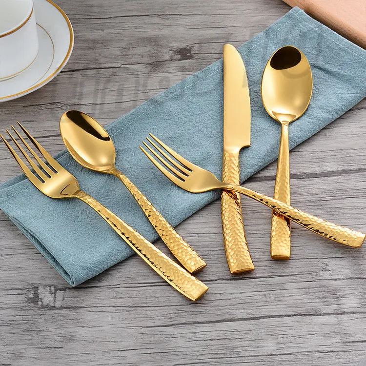 Hot Selling Stainless Steel Hotel Porslin Weschened Western Table-Knife Forks and Spoons Fem-Piece Set Köksredskap T9i0081