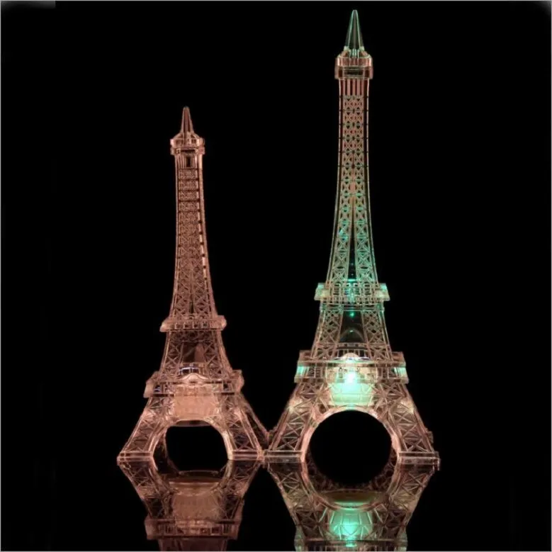 SXI Tour Eiffel Décor Lumière Colorée LED Veilleuse Style Paris Lampe de Bureau pour Chambre Romantique Cadeau d'anniversaire pour Enfants Gâteau de Fête 348 W