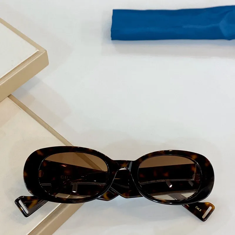 新しい0517女性のためのサングラス特別UV保護女性スタイルビンテージ小さな楕円形のフレーム最高品質ケース0517S272p