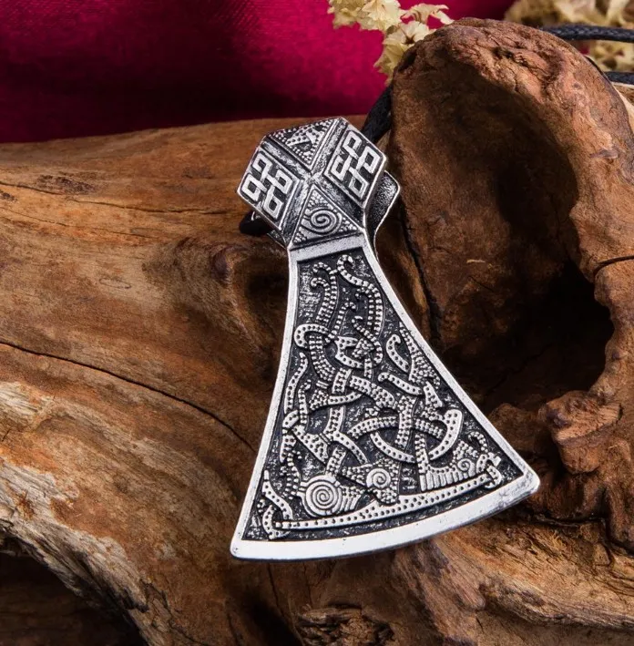 JF084 Viking Axe Necklace Norse Graved Special Symbol Pattern Viking Amulet Pendant Vintage Halsband Women Jewelry281V