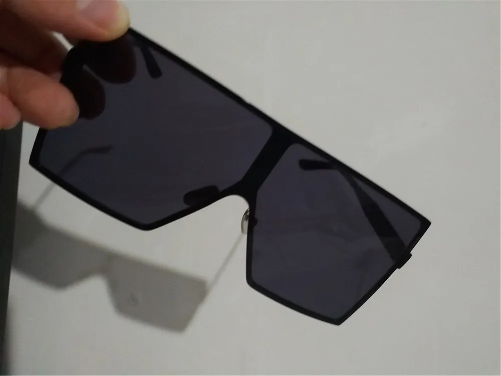 2019 Windproof Sunglasses 182 Betty Black Frame Grey Silver-Mirror 렌즈가있는 상자 68mm 140mm3202