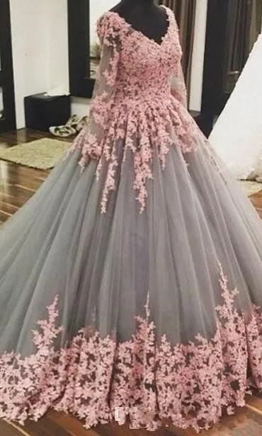 2020 Robes de mariée en dentelle rose gris moderne Robe de bal robe de bal appliques à la main