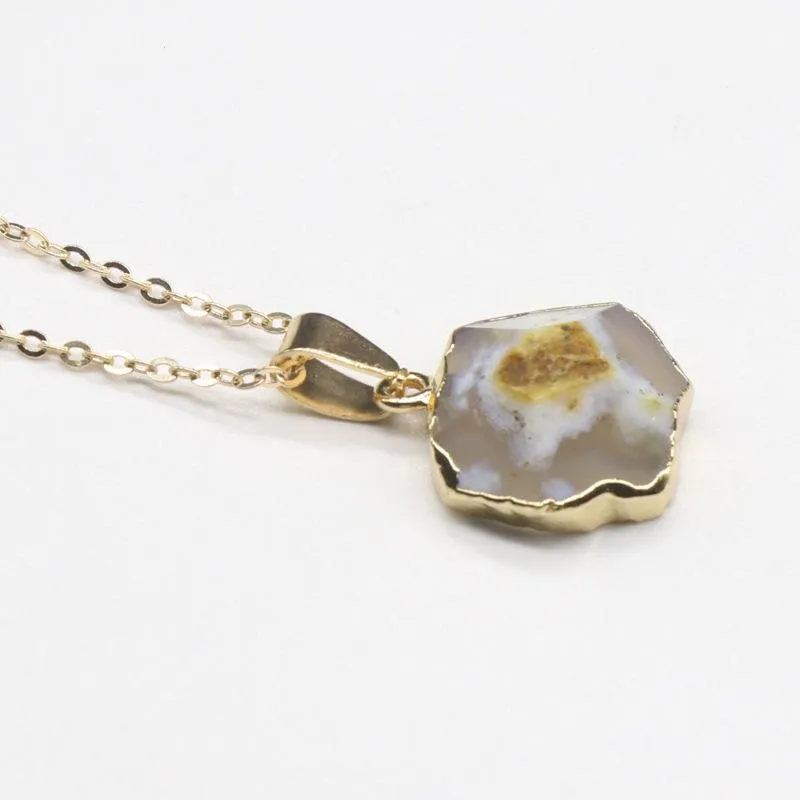 Collana con ciondolo con castone irregolare in agata le donne Pietra naturale Chakra Catena in oro Collane girocollo Gioielli ragazze da donna Regali2976