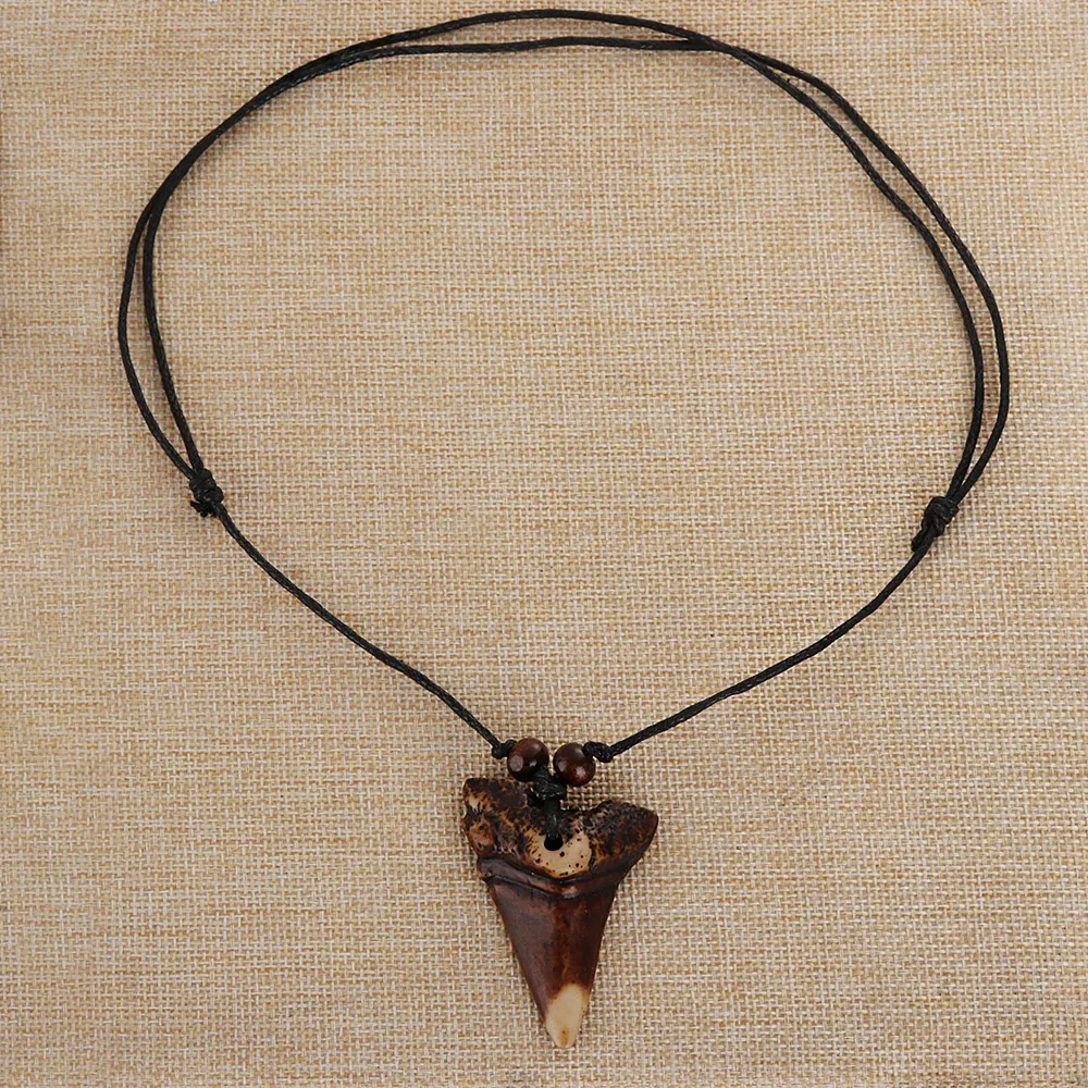 1 peça joia legal masculina e feminina imitação de osso de iaque colar de dente de tubarão dentes brancos pingente de mulet da sorte presentes2668