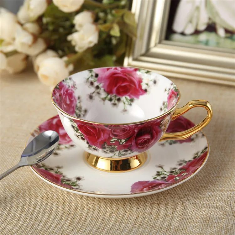 rode roos Britse koffiekopje bone China cup set retro creatieve huishoudelijke keramische Europese theeservies cup309w