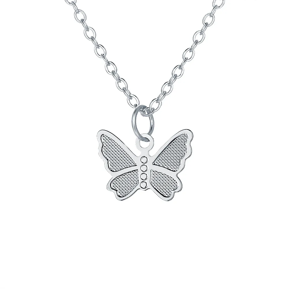 Women Bohemian Ethnic Style Butterfly Pendant Necklace Creative Retro Simple Metal Alloy Clavicle Chain Fashion Jewelry