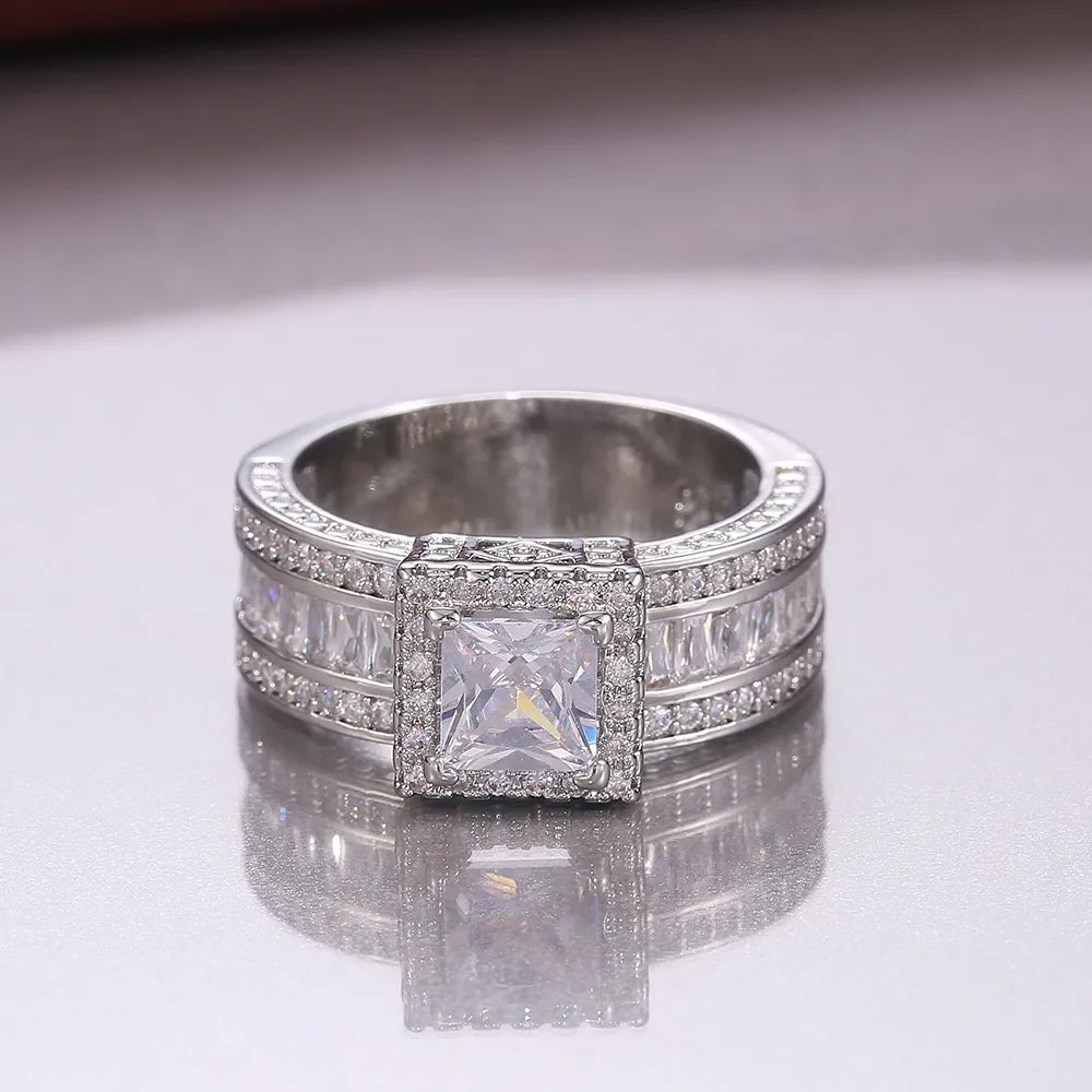 Aprilgrass Brand Luxury Classic Crystal Cubic Zirconia Femmes Ring With Square Princess Cut Zircon Wedding Anniversary Present 3603126